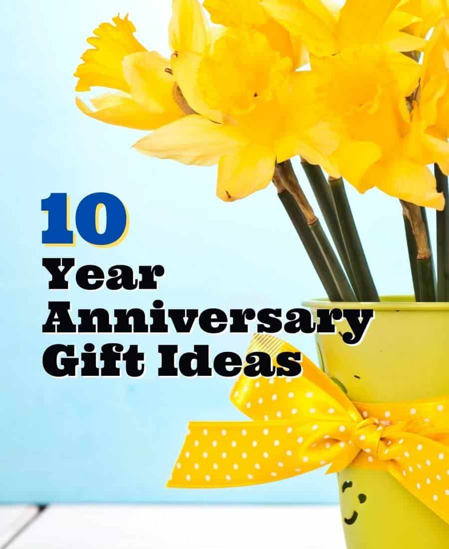 The top 10 anniversary gifts that aren't even a little cheesy | 10th  anniversary gifts, Anniversary gifts, Anniversary